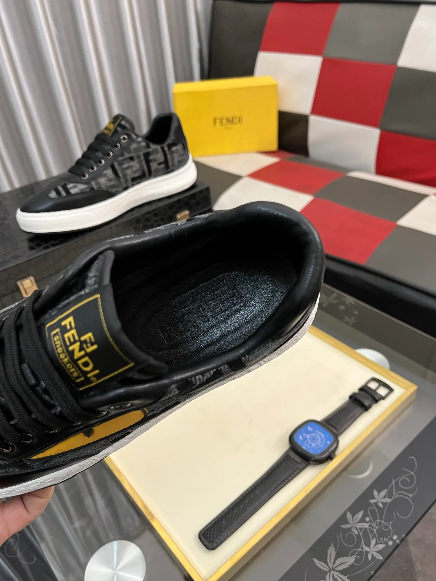 Men's shoes 💰420⌚️⌚️FENDI "Fendi" P480 Regular size: 38-44 (casual shoes) Product materials: Selected cowhide upper, soft sheepskin lining; original outsole. 4️⃣colors available